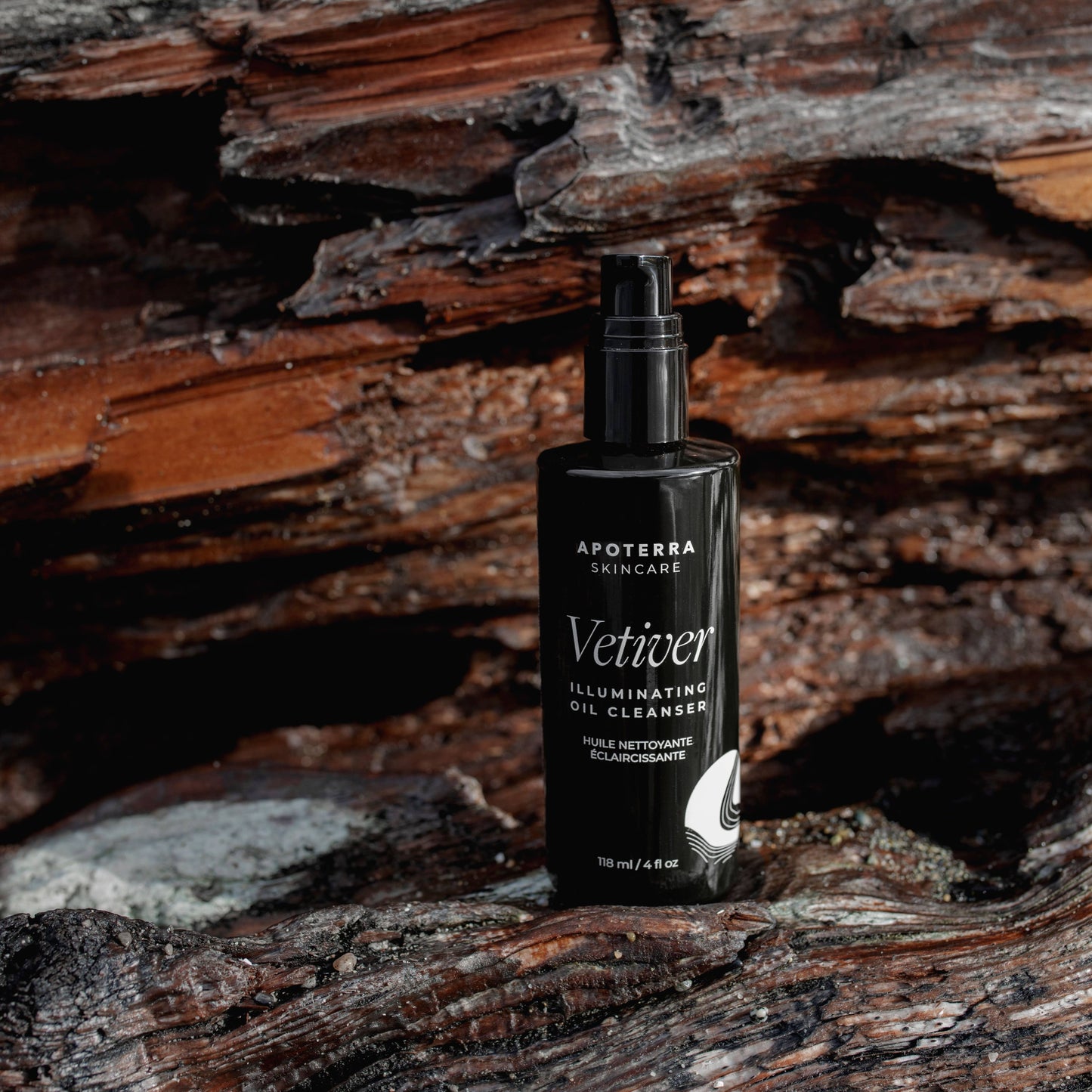 Vetiver Illuminating Oil Cleanser