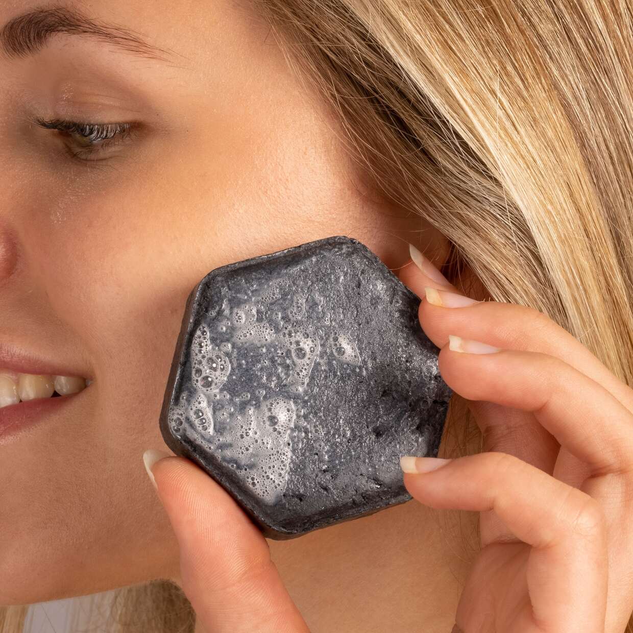 Pineapple & Charcoal Facial Cleansing Bar